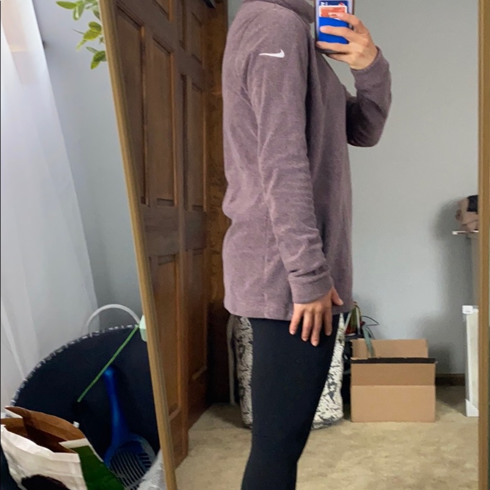 Nike Sweatshirt - Picture 2 of 2